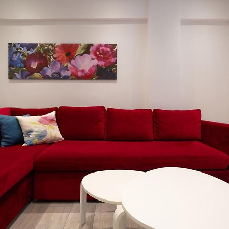 Vibrant & Cozy Apt In Atena Exterior foto